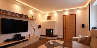 Indirekte Beleuchtung im Wohnzimmer